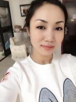洋米糕东莞摩托带路在中国广东 洋土豪米糕东莞会眼镜妹